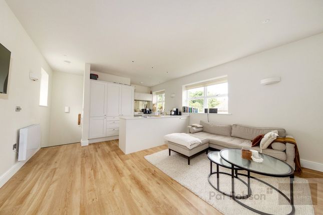 The Office Apartment, 26, Adderstone Crescent, Newcastle Upon Tyne photo 3