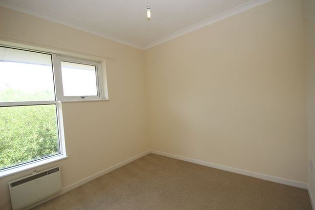 25, Yeo Valley, Yeovil photo 4