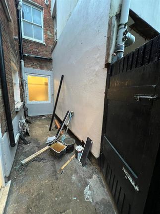 110 Rucklidge Rd Rucklidge Avenue, London NW10, 3 bedroom property to rent - 63973349 ...