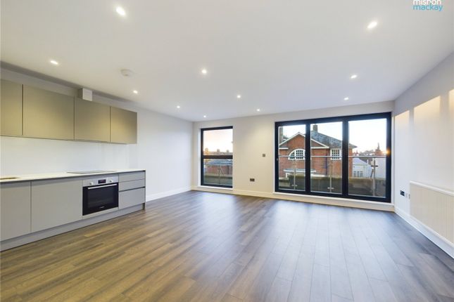 Flat for sale in Shelley Road, Hove, East Sussex
