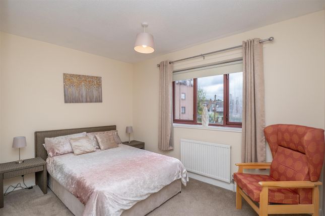 Flat for sale in The Mount, Motherwell