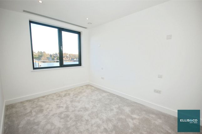 Flat 28, Cranmer Court,, Wickliffe Avenue, Finchley photo 2