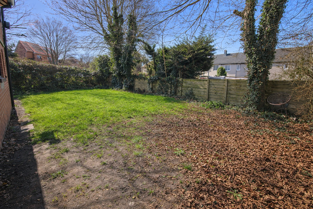 46, Pedley Road, Dagenham photo 4