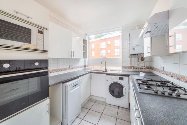 Flat to rent in Harrowby Street, Marylebone