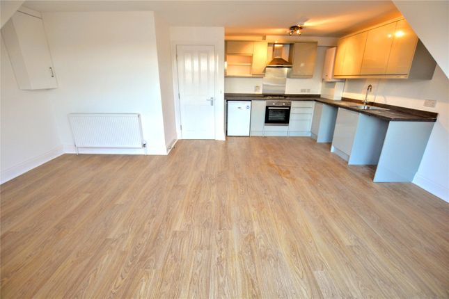 Flat 5, 6, Dorset Road, London photo 4