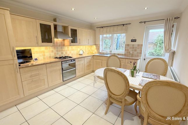 4 The Ranch House, 610, Hammondstreet Road, Cheshunt Waltham Cross photo 2