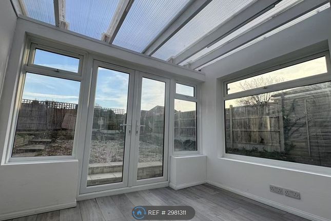 Priory Crescent, Southend-On-Sea photo 3