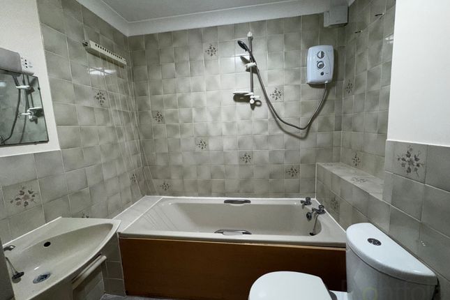 49 Blakes Way, Eastbourne photo 4