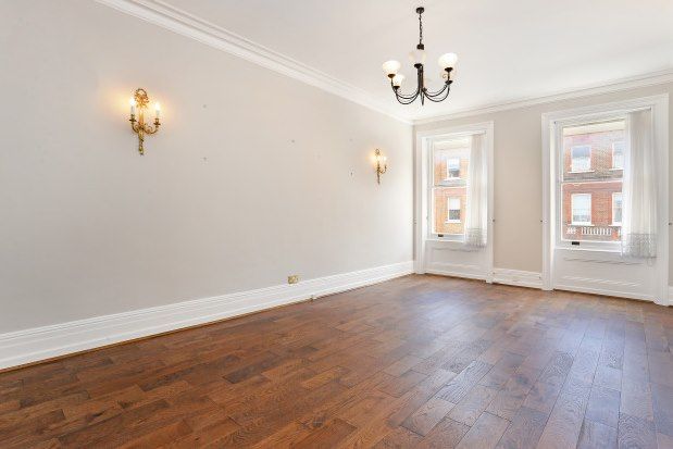 Flat to rent in 34 Rosary Gardens, London