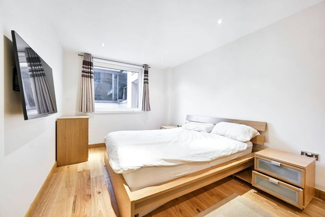 Thumbnail Flat for sale in Imperial Wharf, Sands End, London