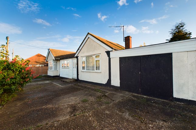 Thumbnail Bungalow for sale in Hilberry Road, Canvey Island