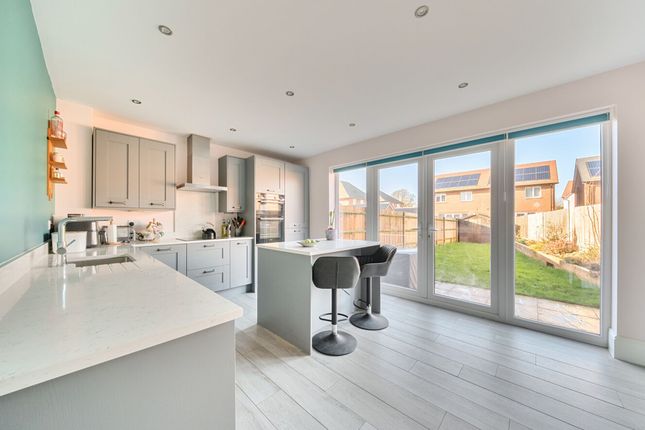 40 Neptune Way, Arundel photo 3
