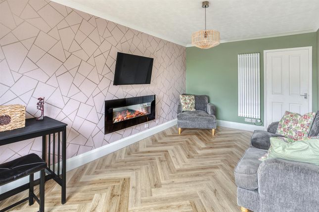 7, Marshaw Close, Derby photo 4