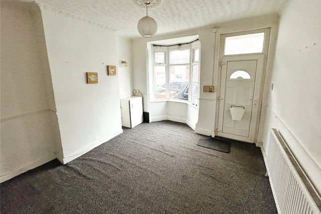 90, Hart Road, West Midlands photo 3