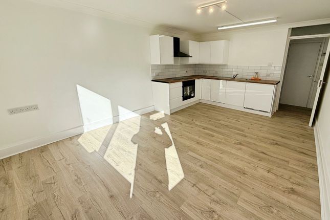16 Delbury Court Deercote, Telford photo 2