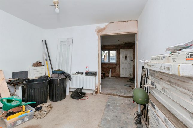 2, Lansdowne Grove, Wigston photo 4