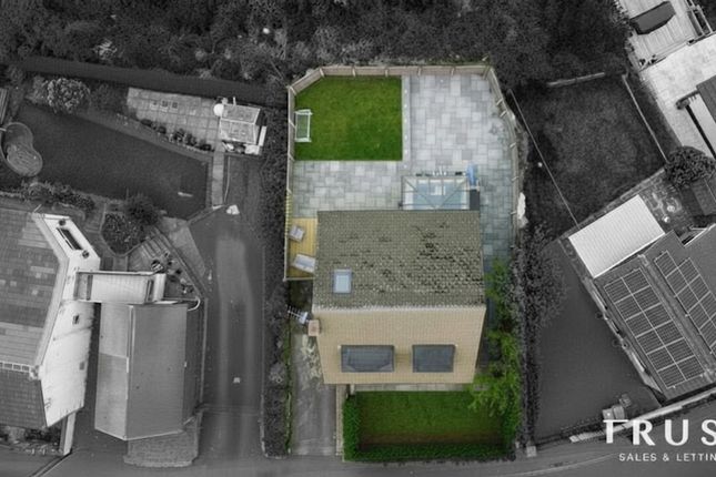 16 Mill Lane, Batley photo 2
