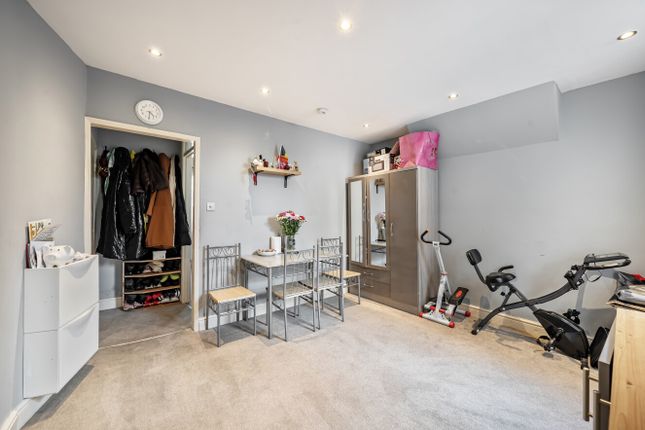 5a, Heyworth Road, Stratford photo 2
