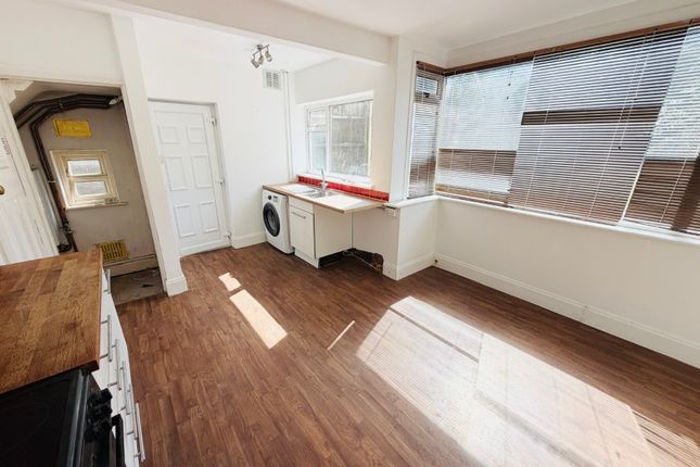 15, Woolacombe Lodge Road, Birmingham photo 5