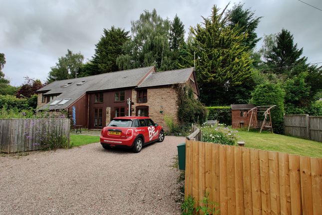 Barn conversion to rent in Kingsthorne, Hereford