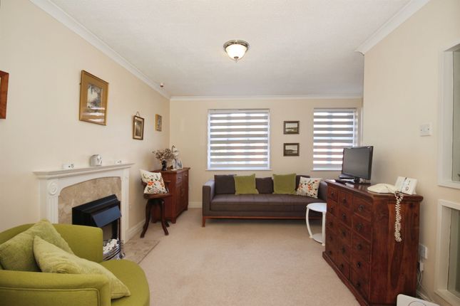 11, Saffron Meadow, Stratford-Upon-Avon photo 4