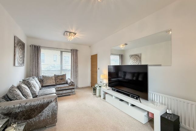 1 Willow Rise, Chester Le Street photo 2