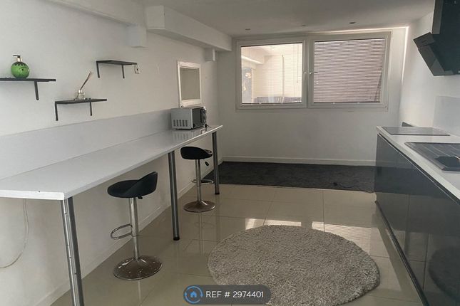 2 bed property for rent in Libra House, Swansea SA3