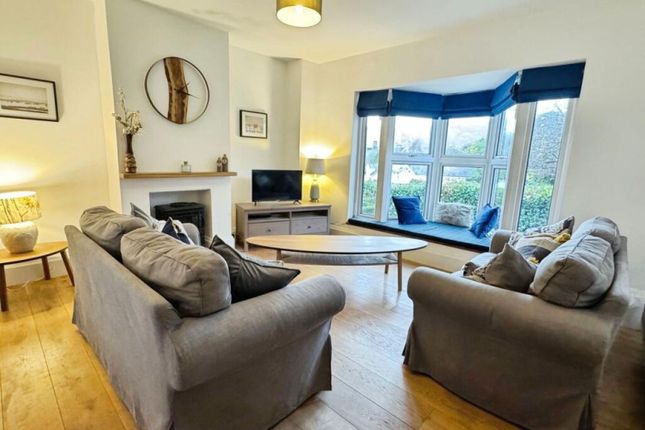 1, St Georges Close, Dunster photo 3