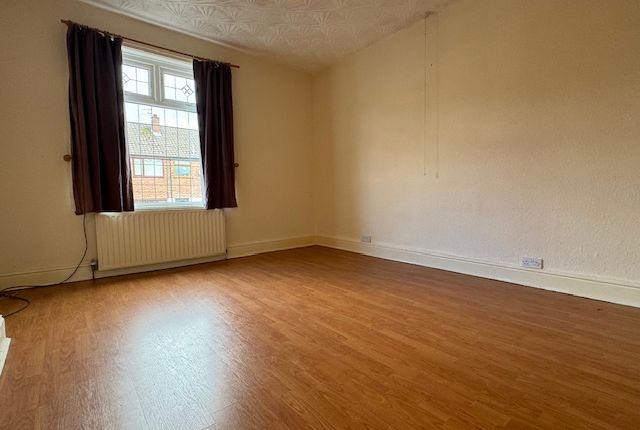 Terraced house to rent in Smyrna Street, Manchester