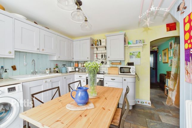 Queens Road, Freshwater PO40, 2 bedroom semi-detached house to rent ...