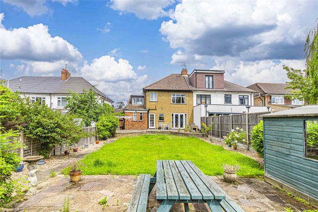 116, Furzehill Road, Hertfordshire photo 2
