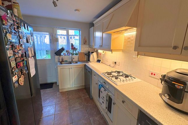 6, Yeats Way, Dereham photo 2