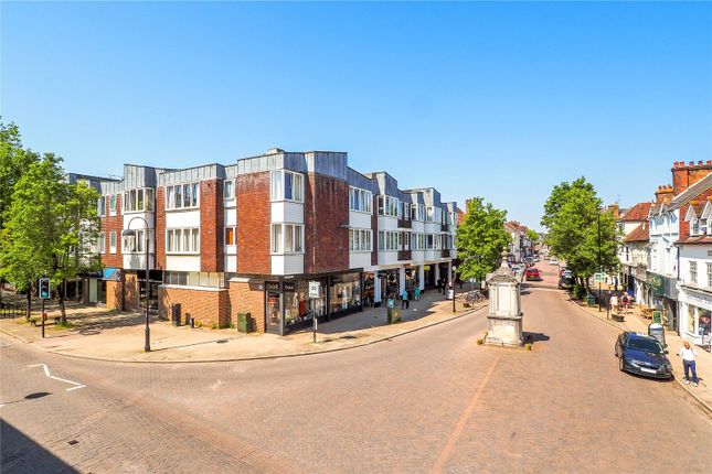 Thumbnail Flat for sale in High Street, Petersfield, Hampshire