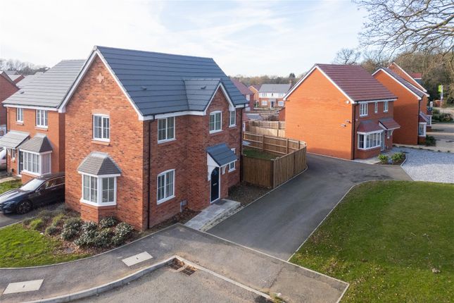 Detached house for sale in Wade Close, Oadby, Leicester, Leicestershire