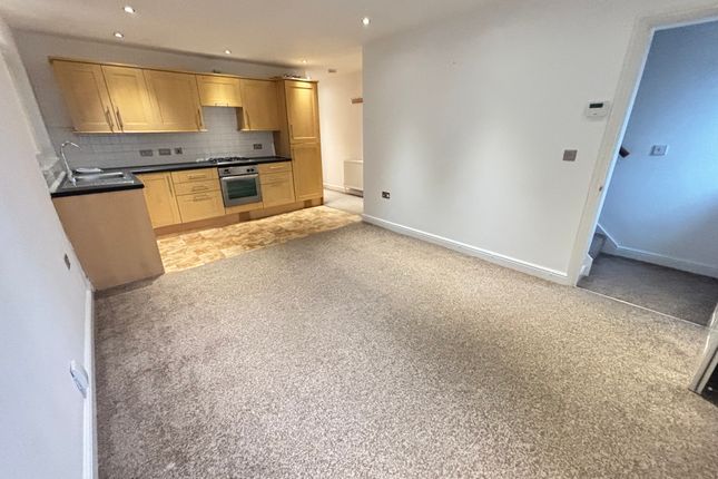 Flat 4, 131, Addison Road, RUGBY photo 5