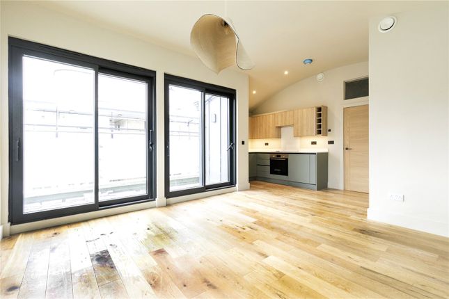 7 and 8 Regan Court, 40, Regan Way, London photo 4