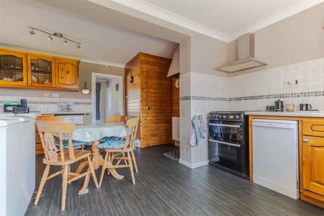 5, East Green, Messingham photo 5