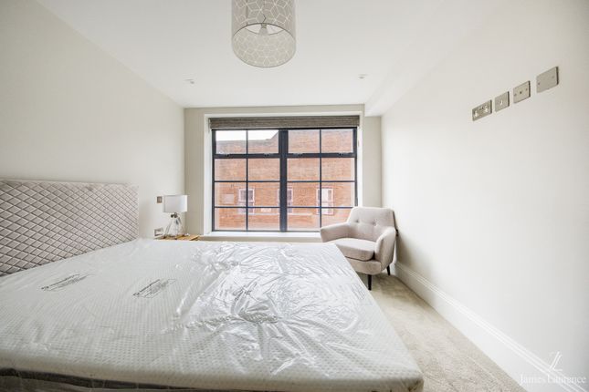 Town house to rent in The Townhouse, 90 Lower Loveday Street, Birmingham City Centre