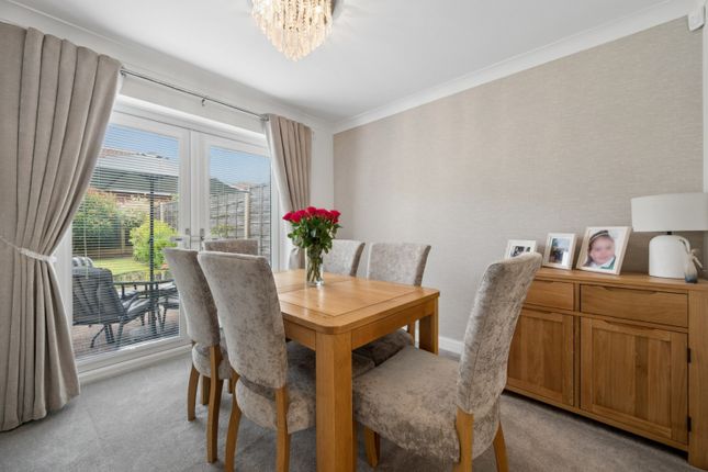 6, Westhay Crescent, Warrington photo 5