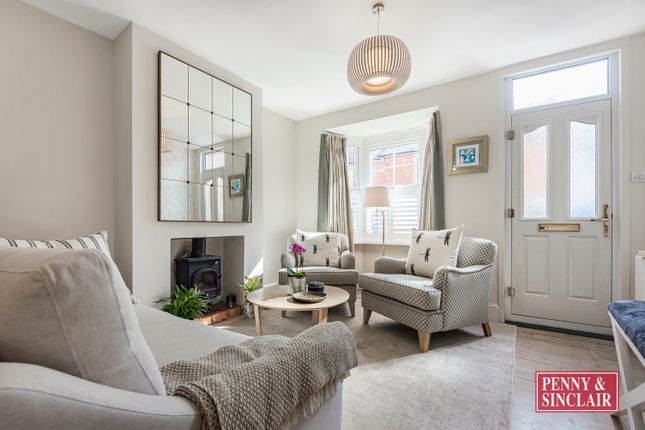 Thumbnail Terraced house for sale in Albert Road, Henley-On-Thames
