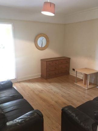 43, Nelson Road, Worcester photo 4