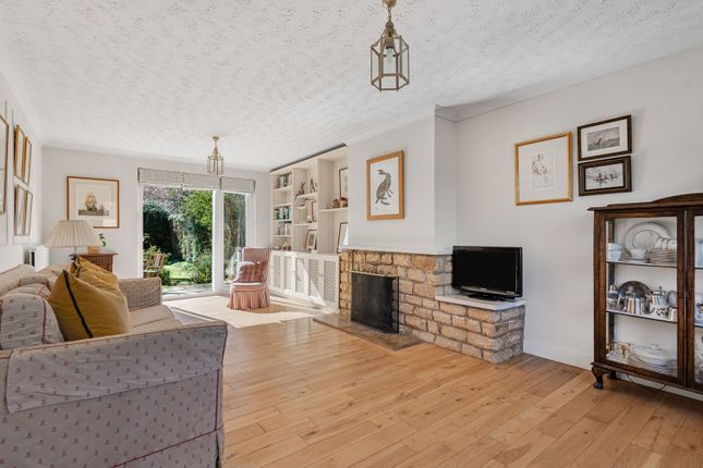 35, Courtbrook, Gloucestershire photo 4