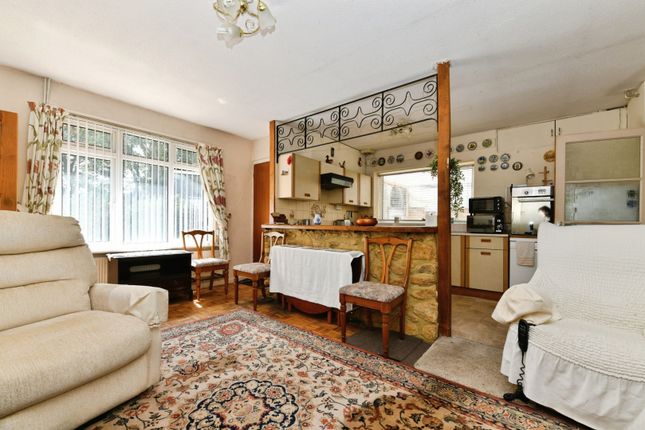 21, Primrose Lane, Yeovil photo 4