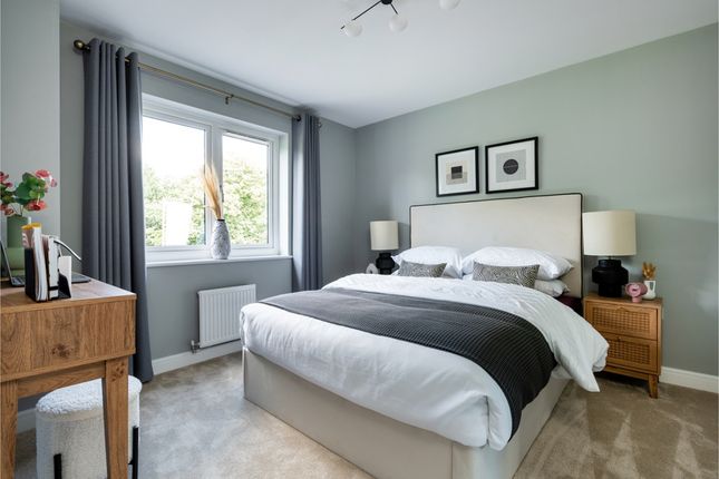 Wow Guests With Bedroom Two