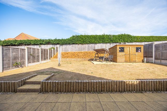10 Avocet Avenue, Hunstanton photo 4