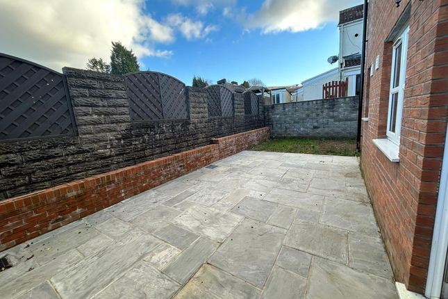 10b, NEATH photo 4