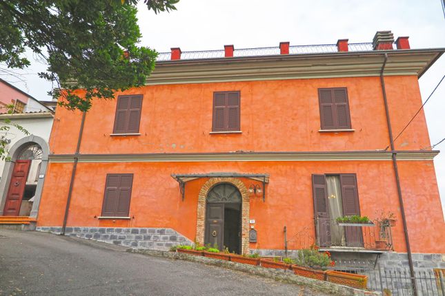 Detached house for sale in Massa-Carrara, Podenzana, Italy