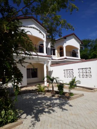 Detached house for sale in Kilifi, Coast, Kenya