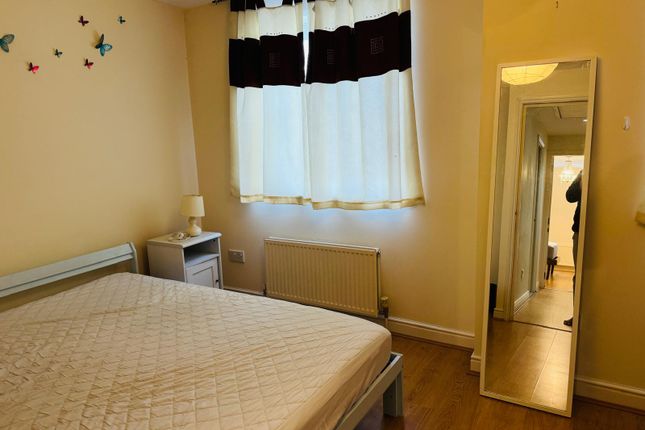 Thumbnail Terraced house to rent in Friern Barnet Road, London
