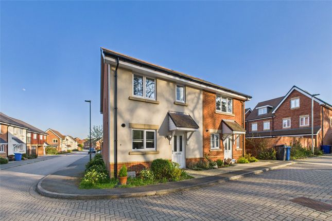3-bed house on 5, Welberry Way, Camberley, £415,000